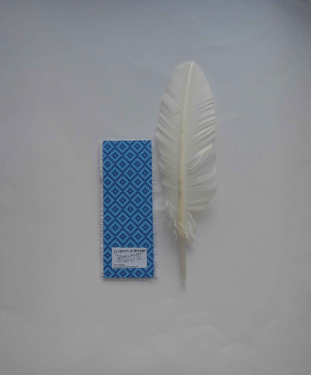 Les papillons virevoltant du marque-page