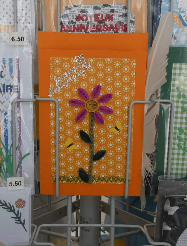 Une fleur en quilling pour un anniversaire