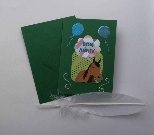 Joyeux anniversaire avec un cheval