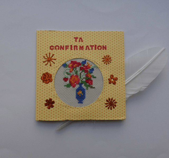 Le bouquet brodé de confirmation