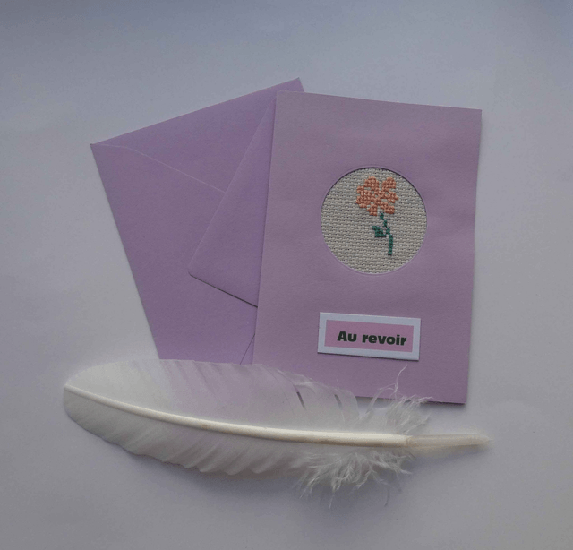 Une fleur brodée pour un au revoir