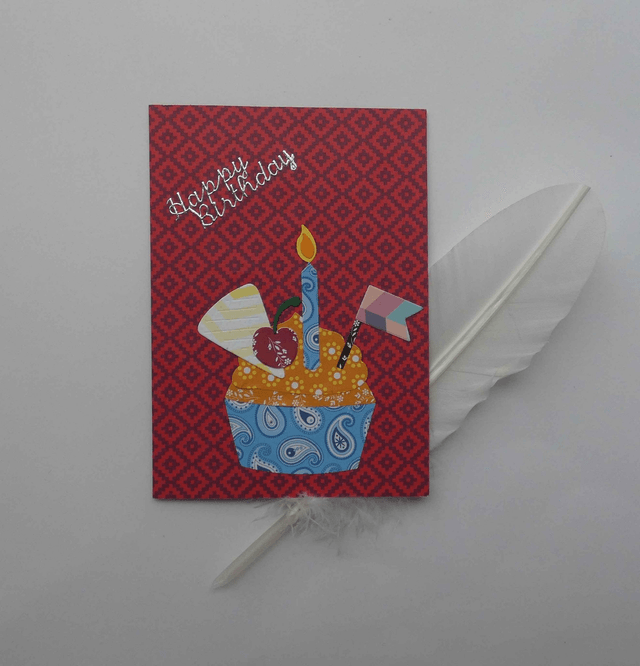Happy birthday avec un gâteau