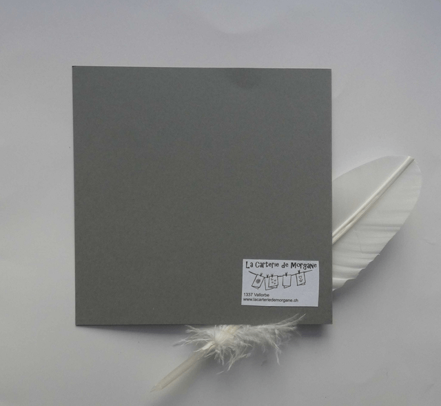 Carte artisanale fleurie pour un deuil